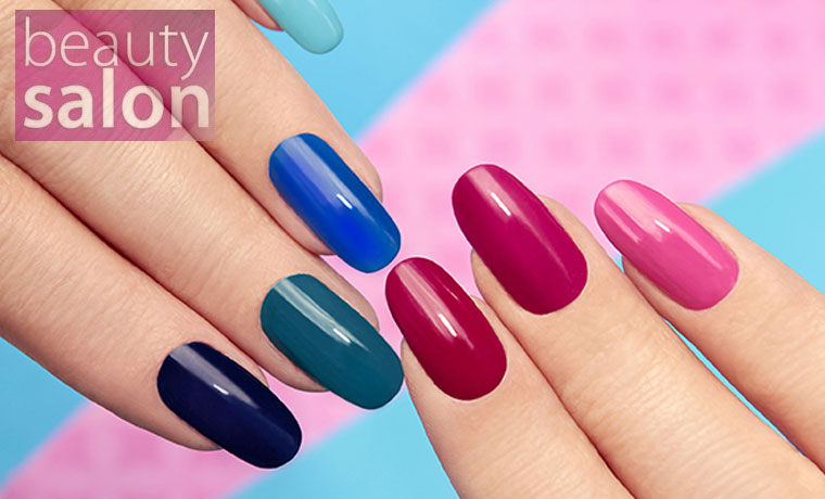 Πέντε Manicure spa με χρώμα της αρεσκείας σας